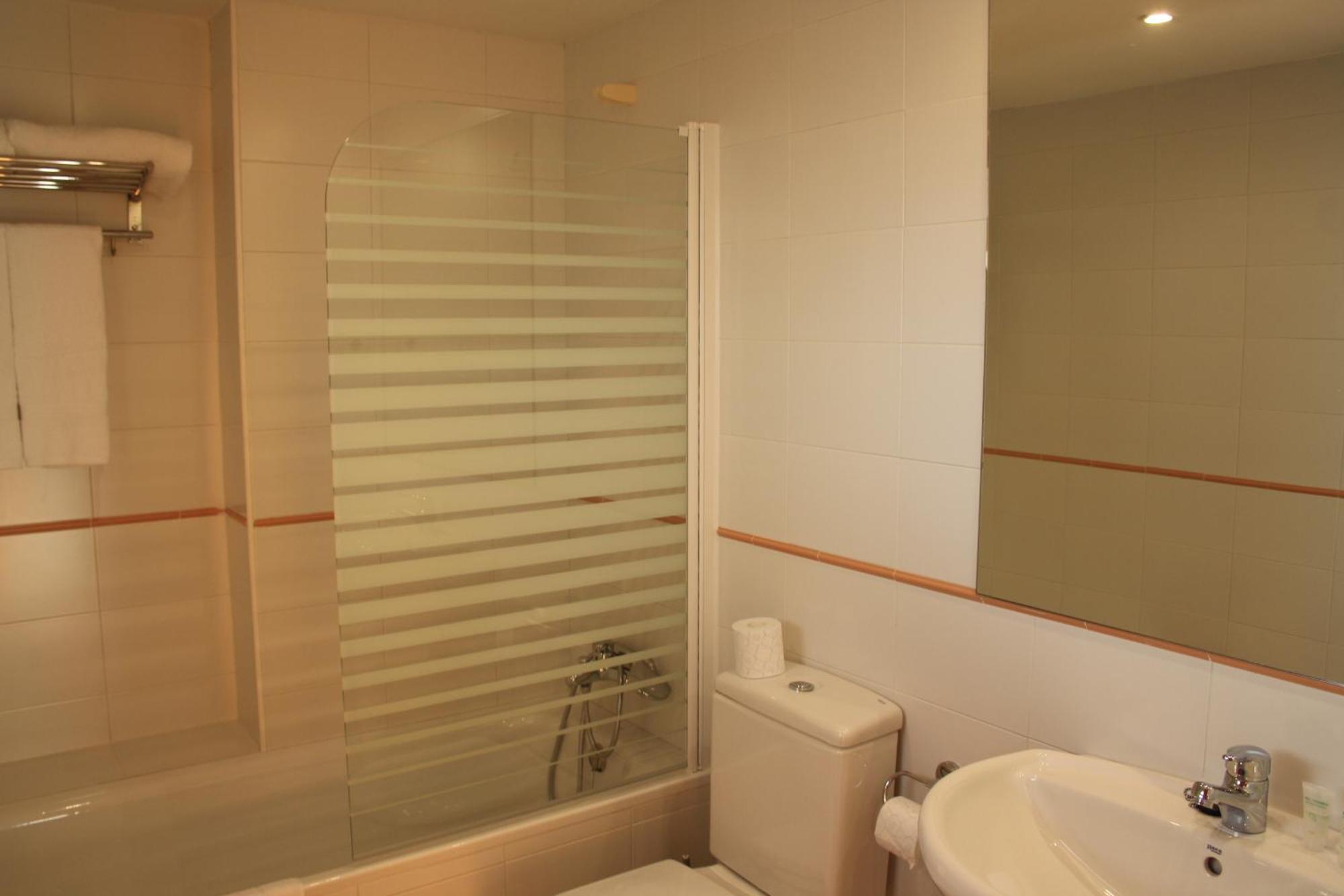 Ar Apartamentos Soto Real 部屋 写真